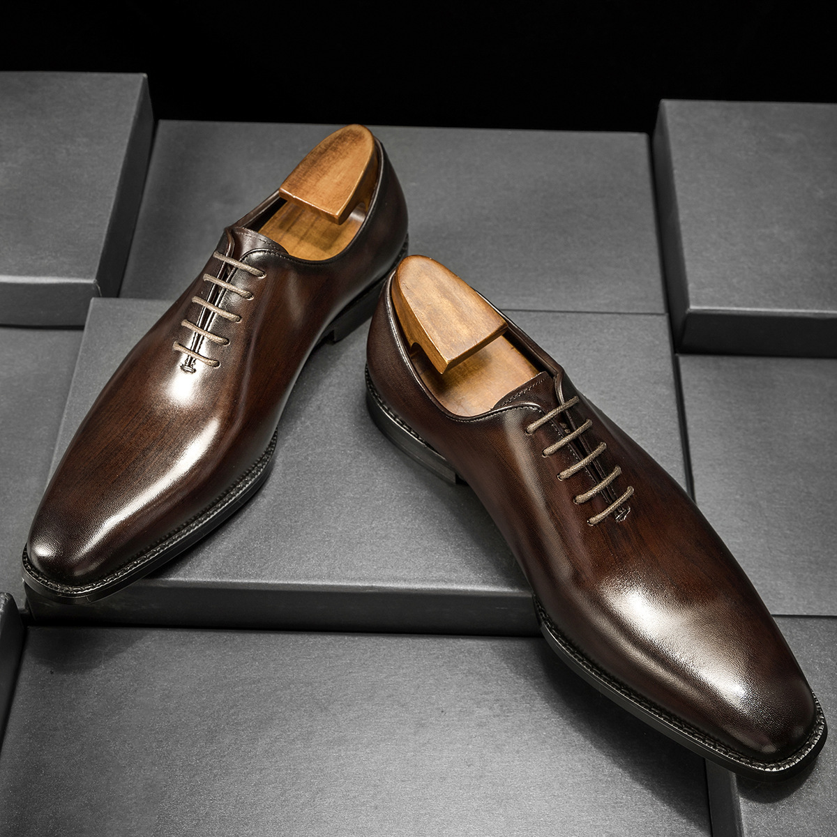 Men's Formal British Style Groom Leather Shoes - Image 2