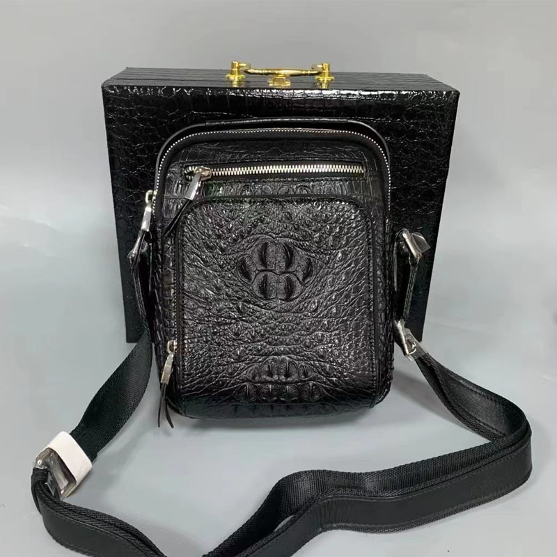 Crocodile Leather Men's Casual All-matching Crossbody Bag - Image 4